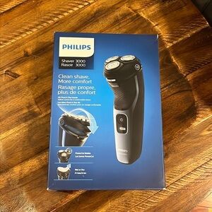 New Philips Shaver with Popup Trimmer S3133 3000 Series